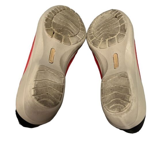 Soft spots red canvas loafers size 8.5 - Picture 4 of 4